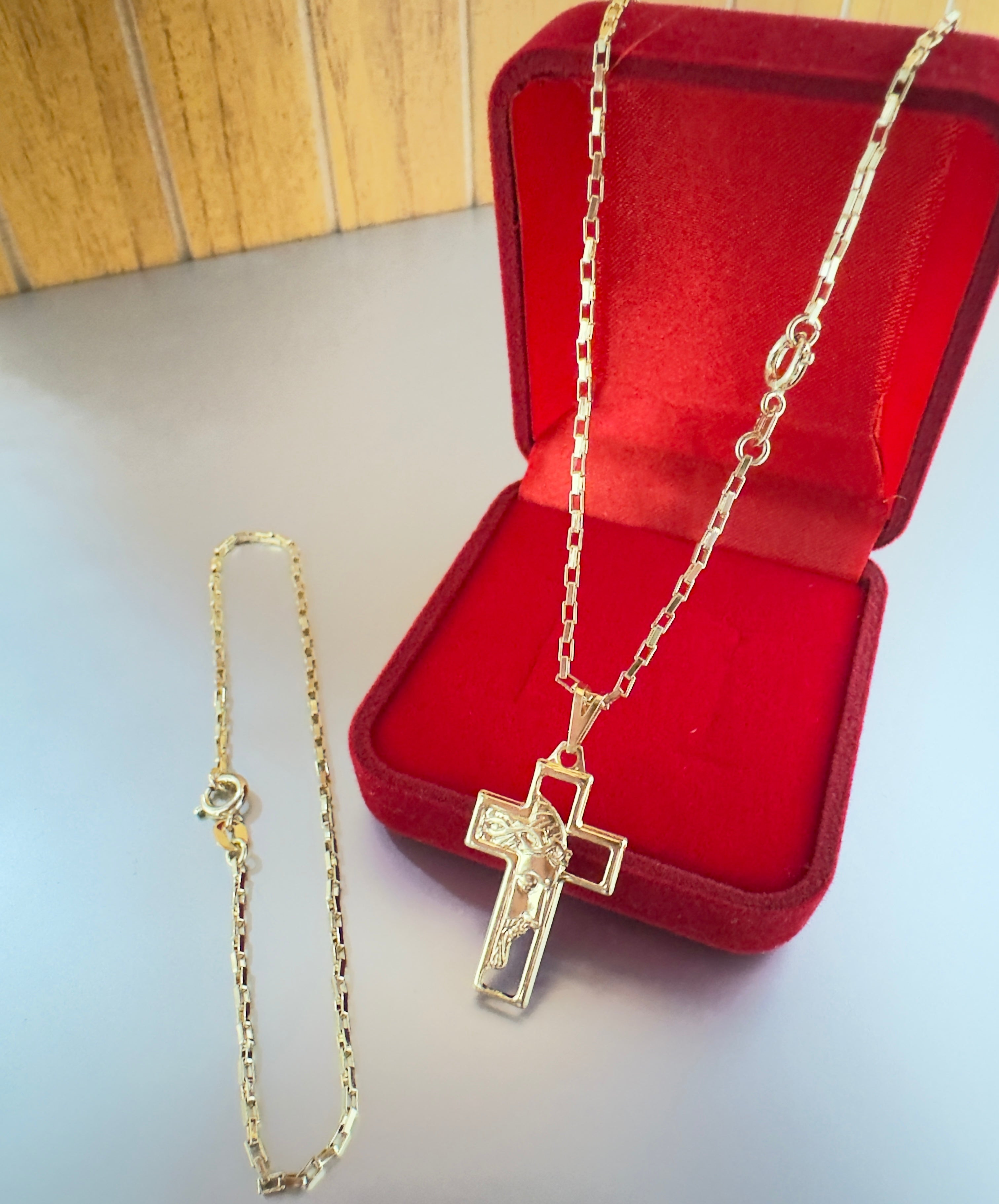 Kit Corrente Com Pingente + Pulseira 2mm 100% Moeda Antiga Banhada a Ouro 18k e Invernizada 65cm feixo com Marcação 18k