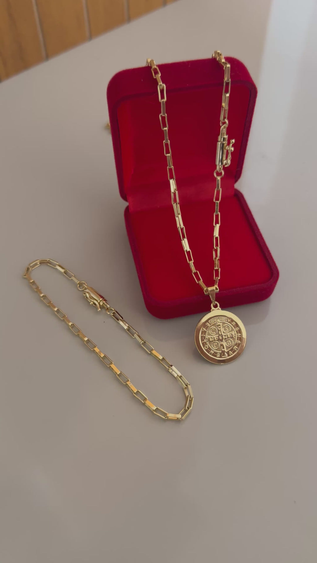 Conjunto Corrente com Pingente + Pulseira Masculina 100% Moeda Antiga com 10 Camadas de Banho de Ouro e Invernizada