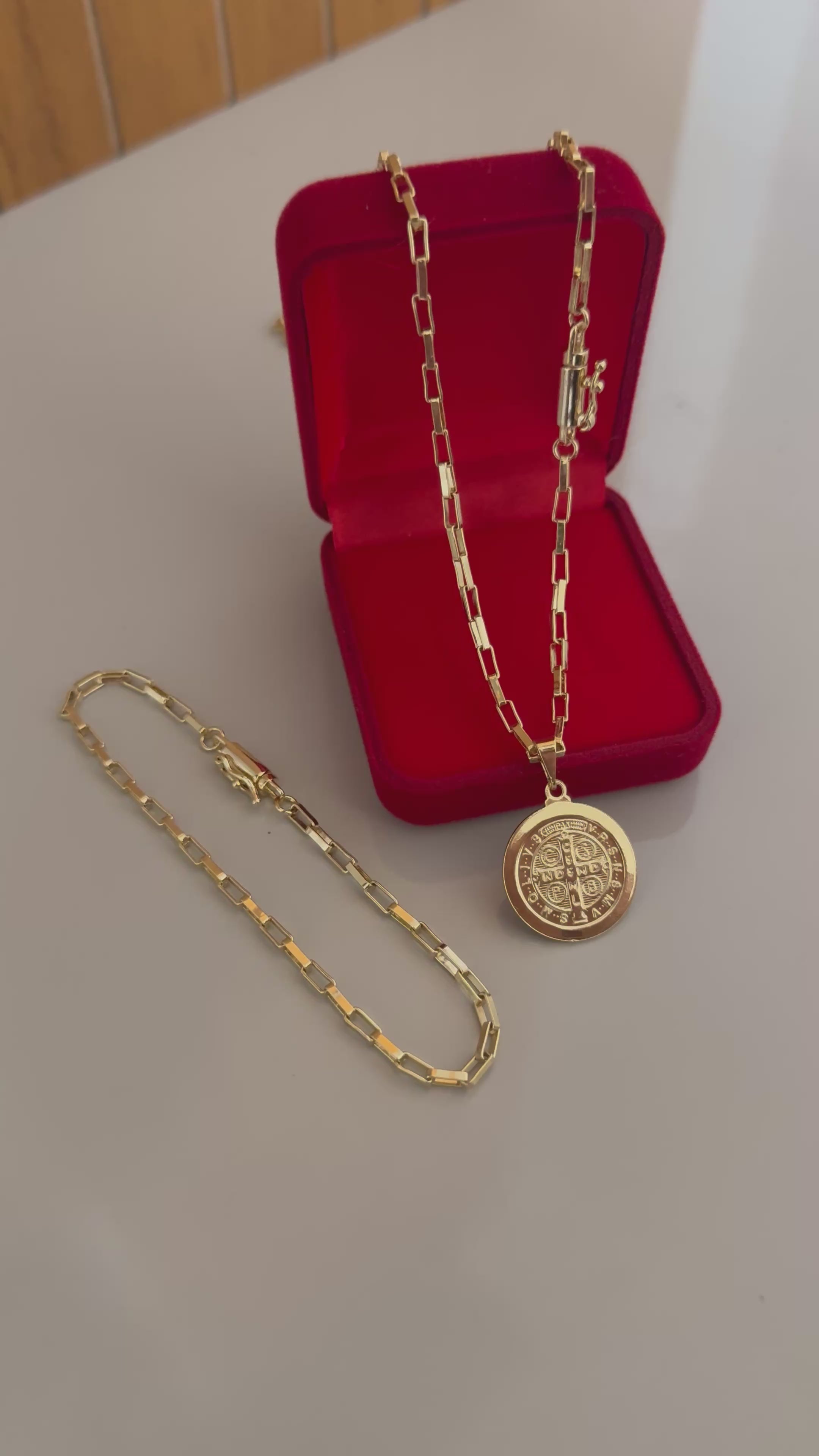 Conjunto Corrente com Pingente + Pulseira Masculina 100% Moeda Antiga com 10 Camadas de Banho de Ouro e Invernizada