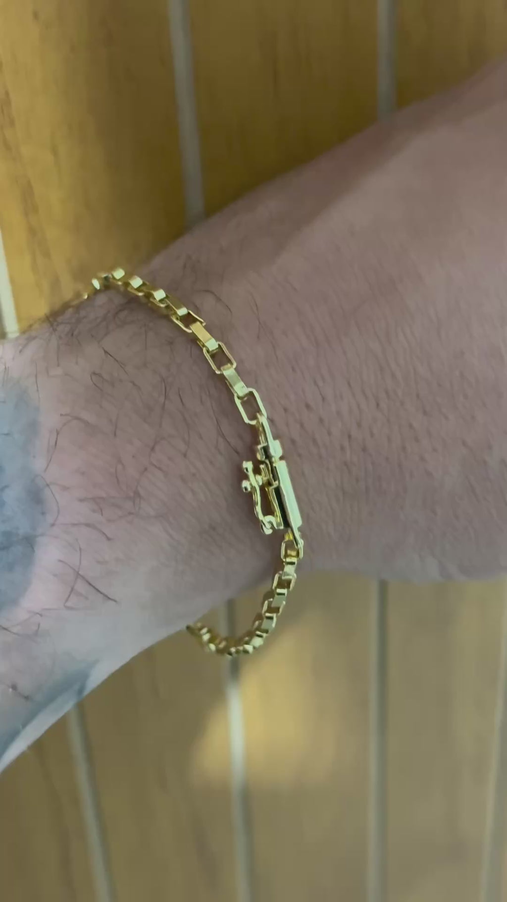 Pulseira Tijolinho Moeda Antiga Banhada a Ouro 18k e Invernizada 3mm Feixo Canhão 10 camadas de banho de Ouro
